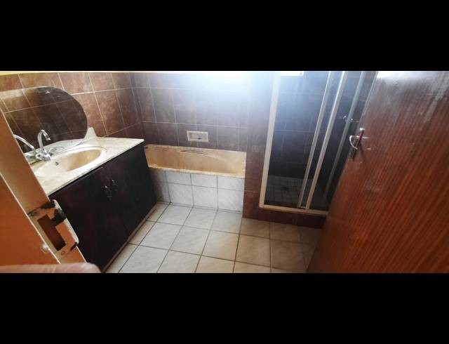 3 BEDROOM HOUSE FOR SALE IN RAISETHORPE